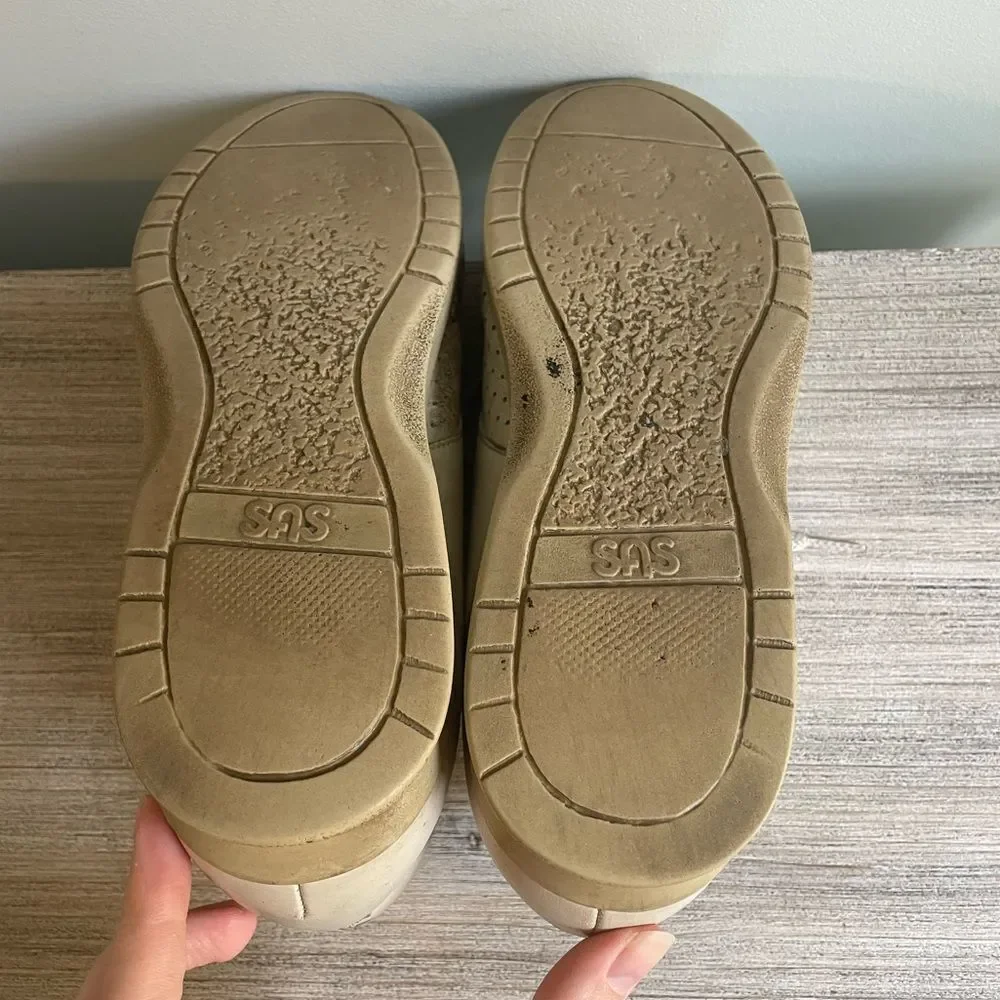 SAS Free Time Walking Shoes - Size 8